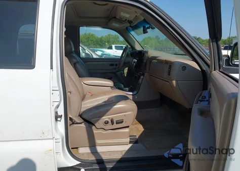 2003 GMC Yukon Denali z USA, uszkodzony, nr VIN 1GKEK63U93J135613